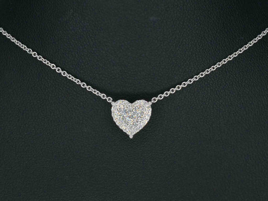 Gouden hartvormige hanger en collier vol met diamanten