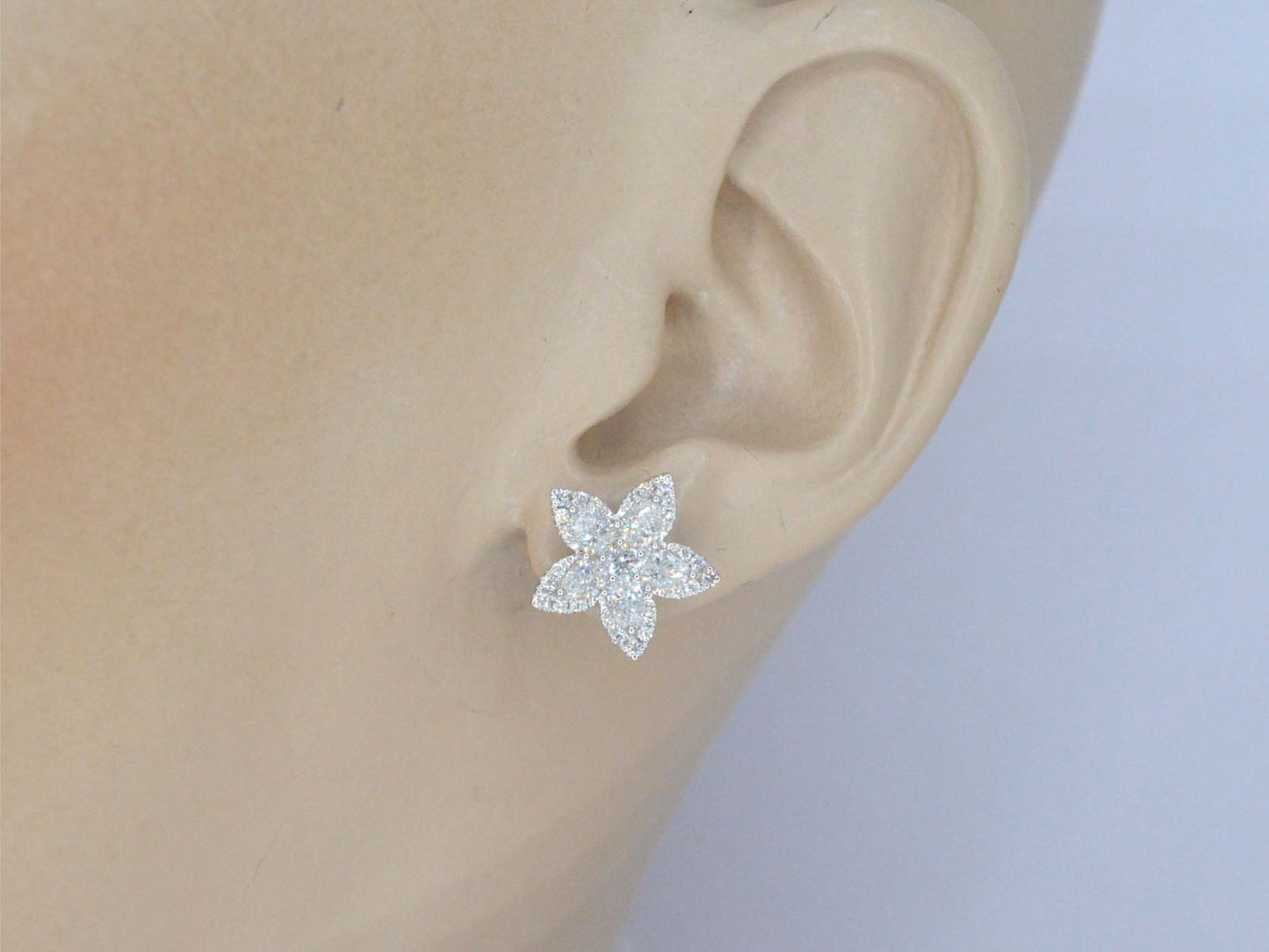 Weißgoldohrringe mit großen Diamanten 1,64 Karat