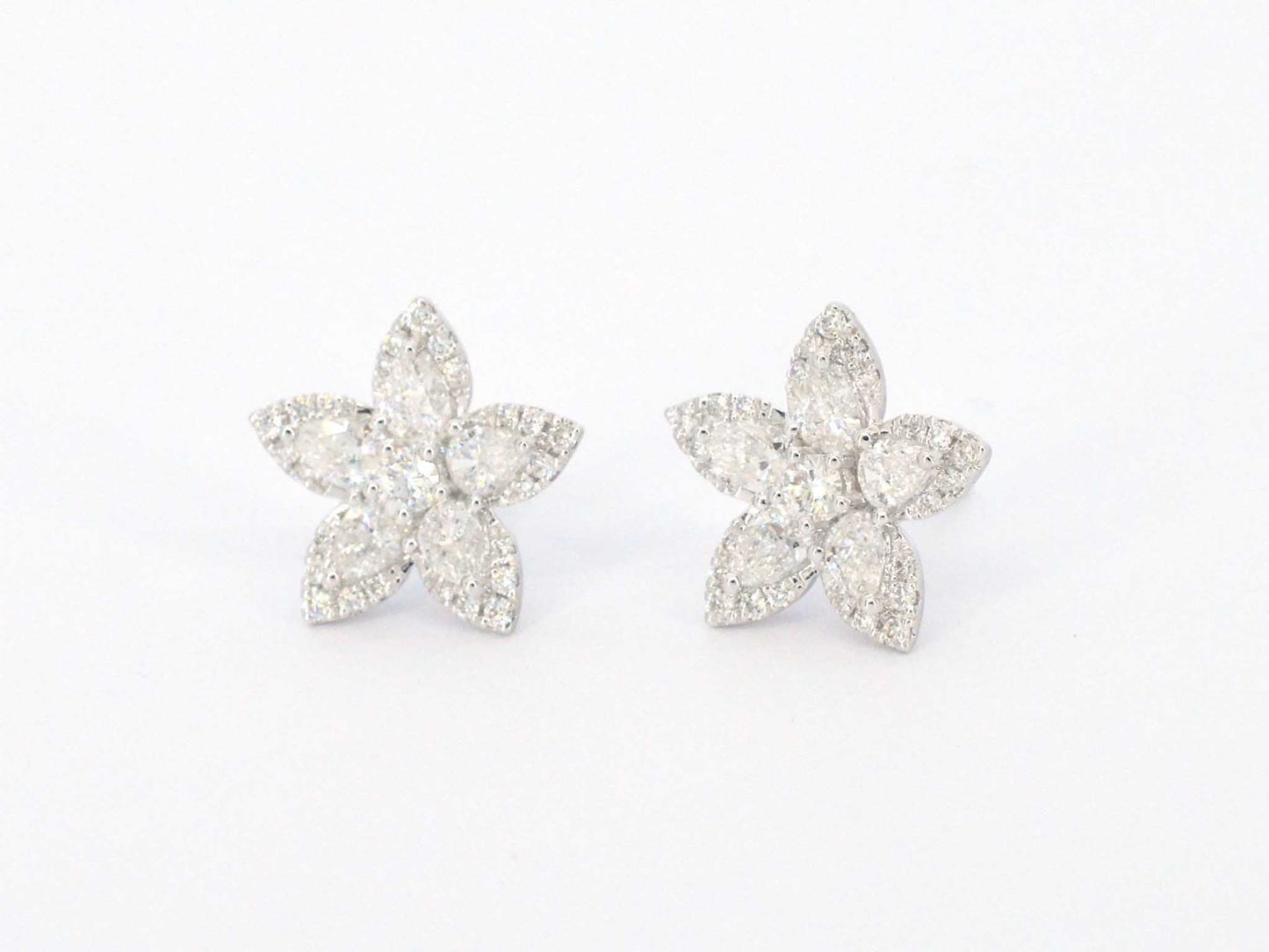 Weißgoldohrringe mit großen Diamanten 1,64 Karat