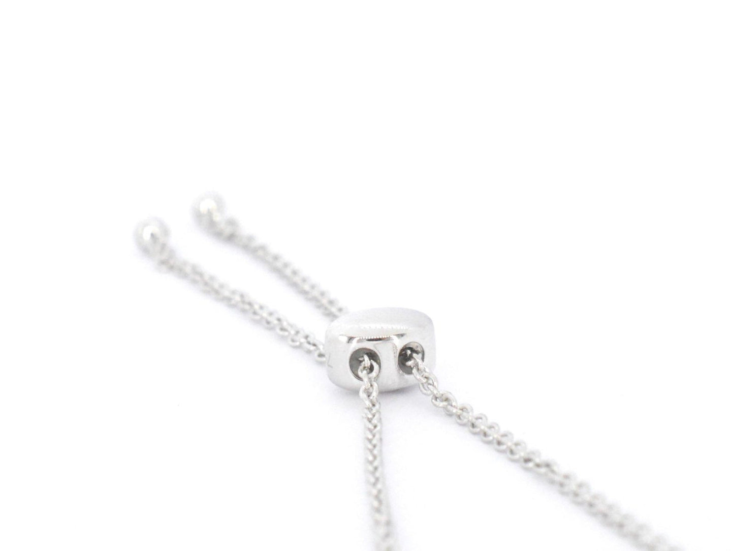 Weißgoldarmband mit natürlichen Diamanten