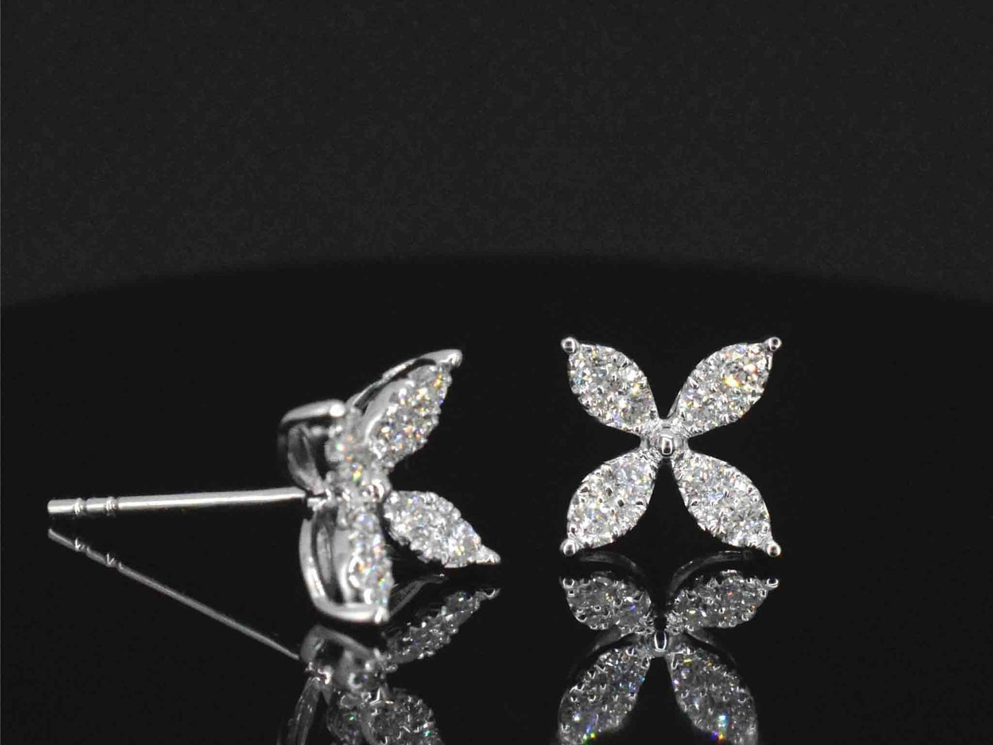 Witgouden diamanten oorbellen