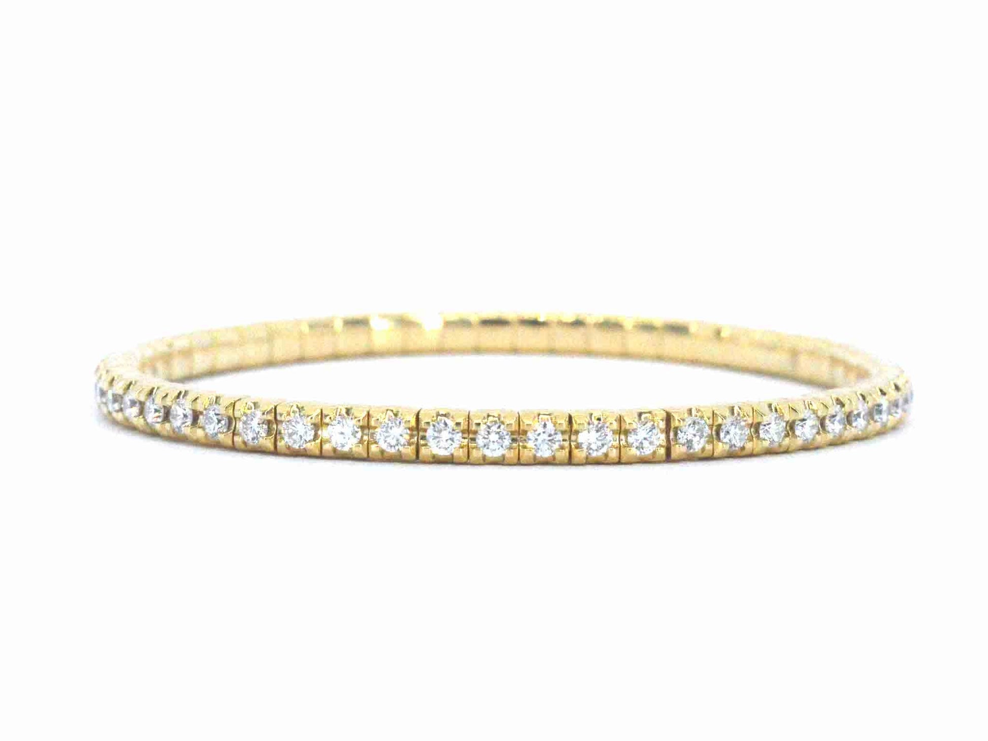 Gouden armband met briljant geslepen diamanten en een onzichtbare sluiting