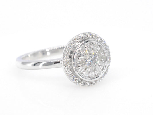 Witgouden entourage ring met diamanten