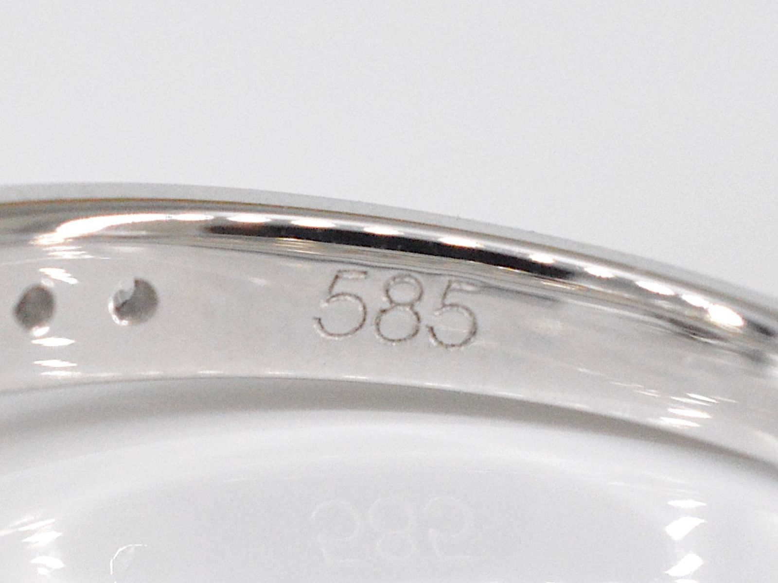 Witgouden entourage ring met diamanten 2006-2