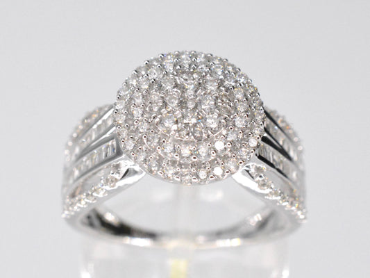 Witgouden entourage ring met diamanten