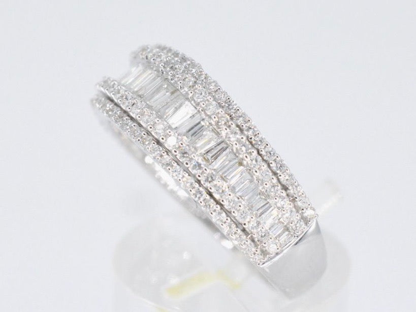 Witgouden band ring met vijf rijen van diamant 1.00 carat