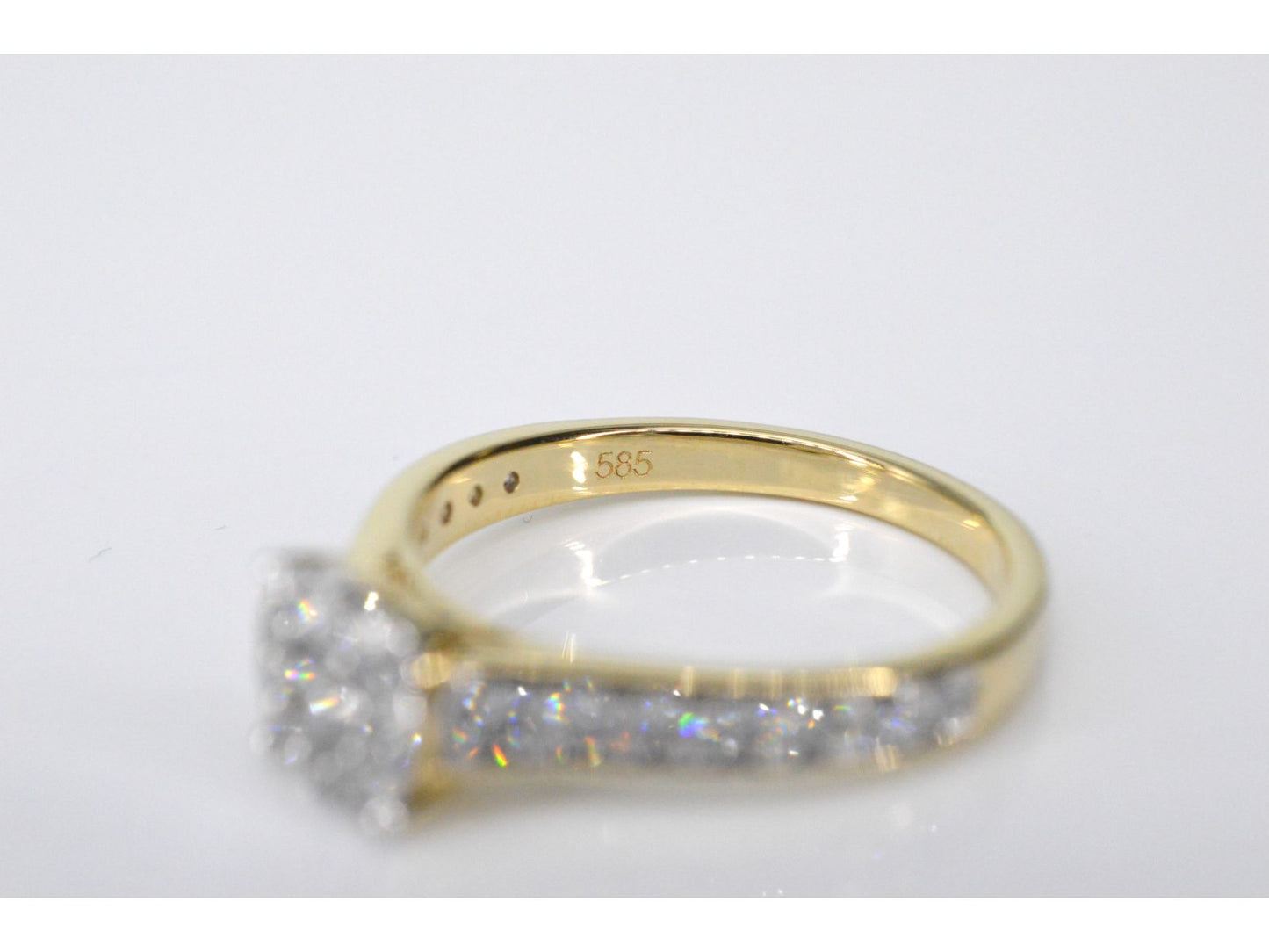 Gouden entourage ring met diamanten 2105-3