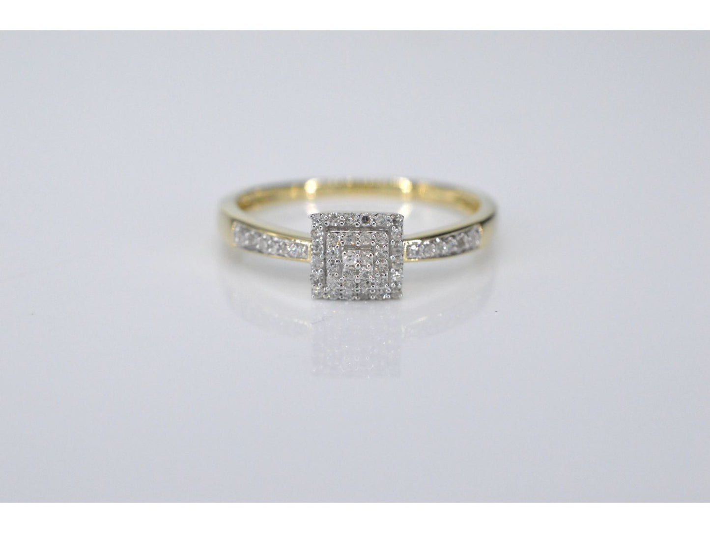 Gouden entourage ring met diamanten 2106-1