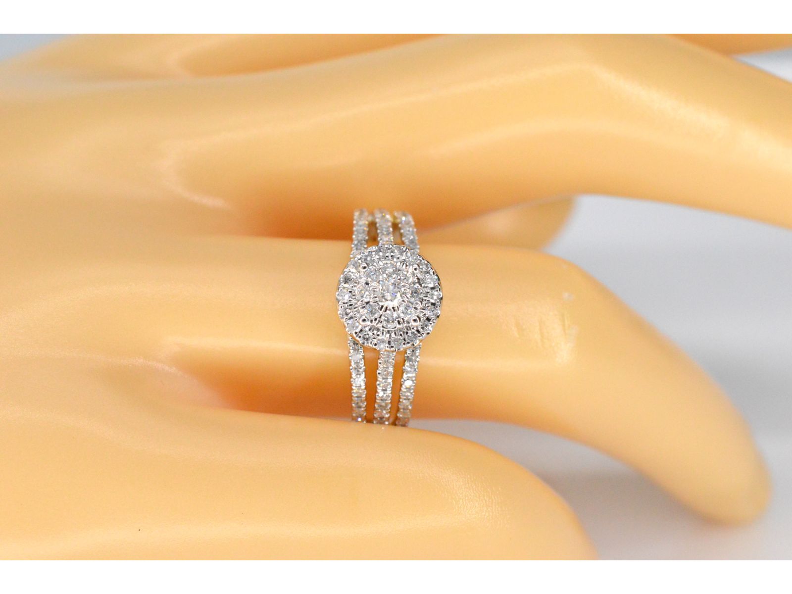 Gouden entourage ring met diamanten