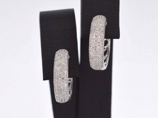 Witgouden oorbellen met echte diamanten