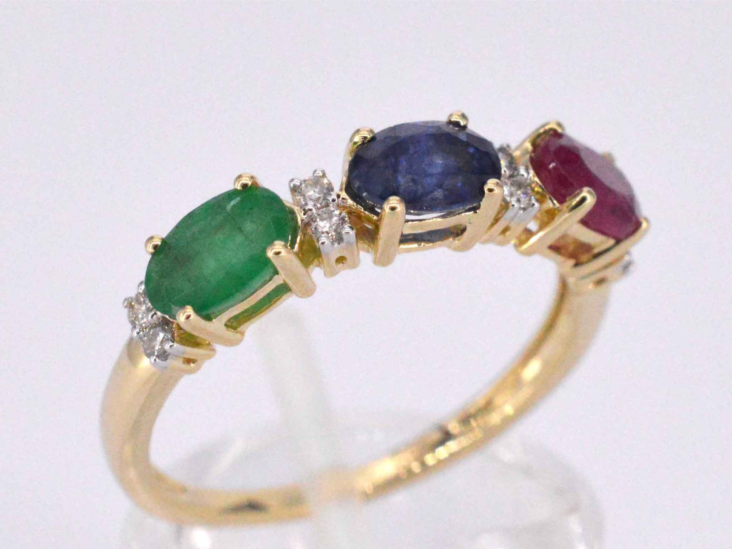Gouden ring met diamanten en saffier, robijn, smaragd 2129-3