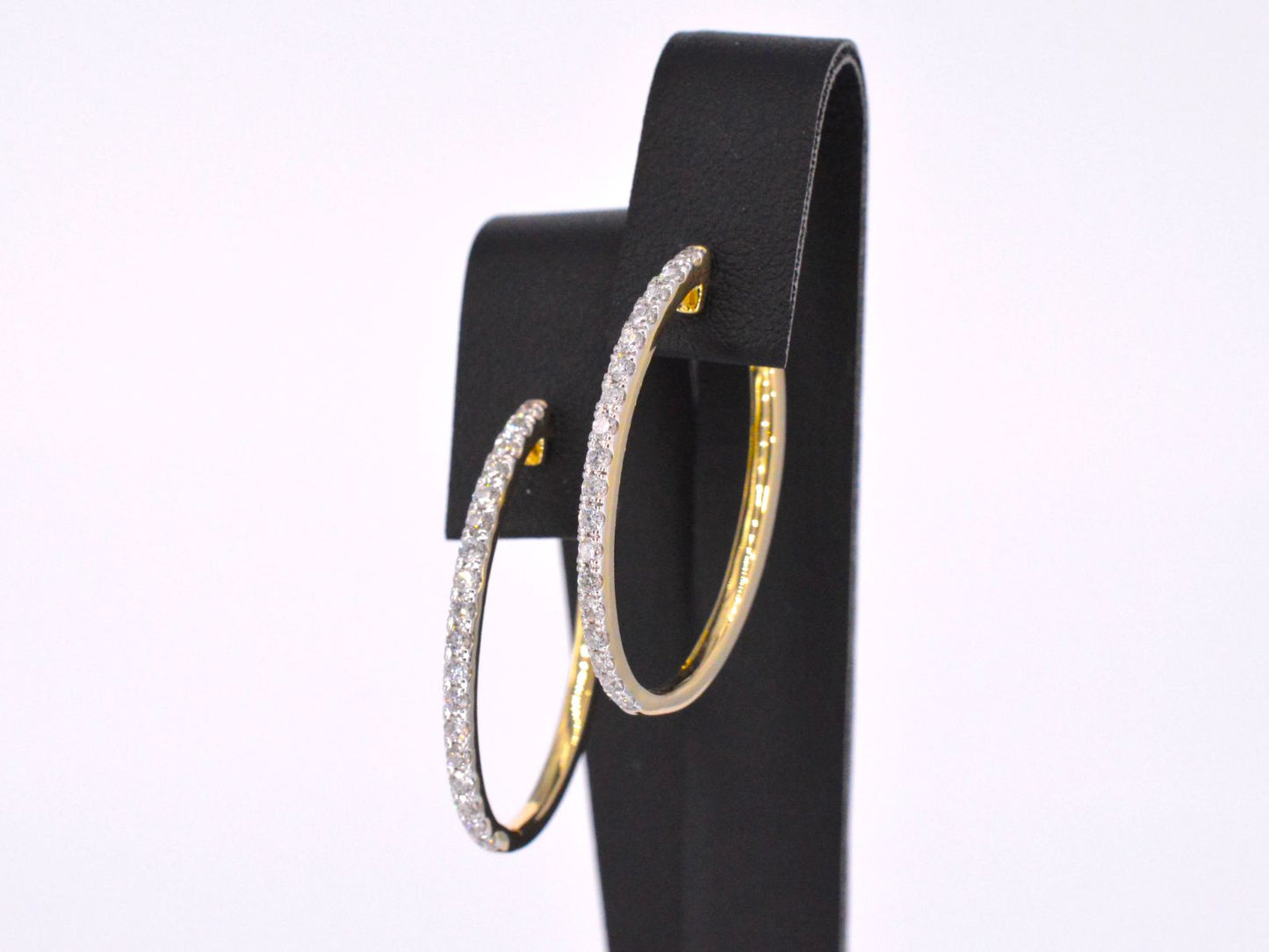 Gouden creolen oorbellen met diamanten