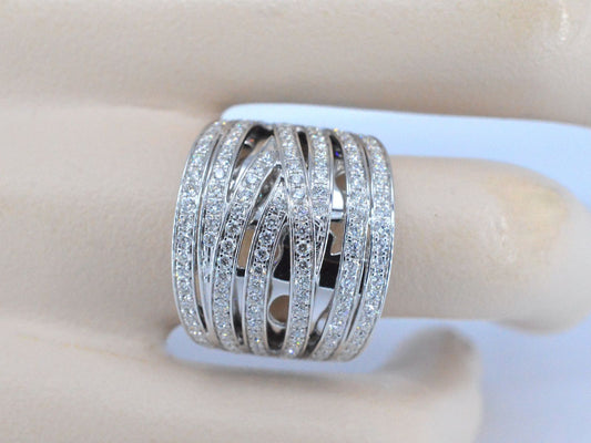 Witgouden design ring met briljanten diamanten