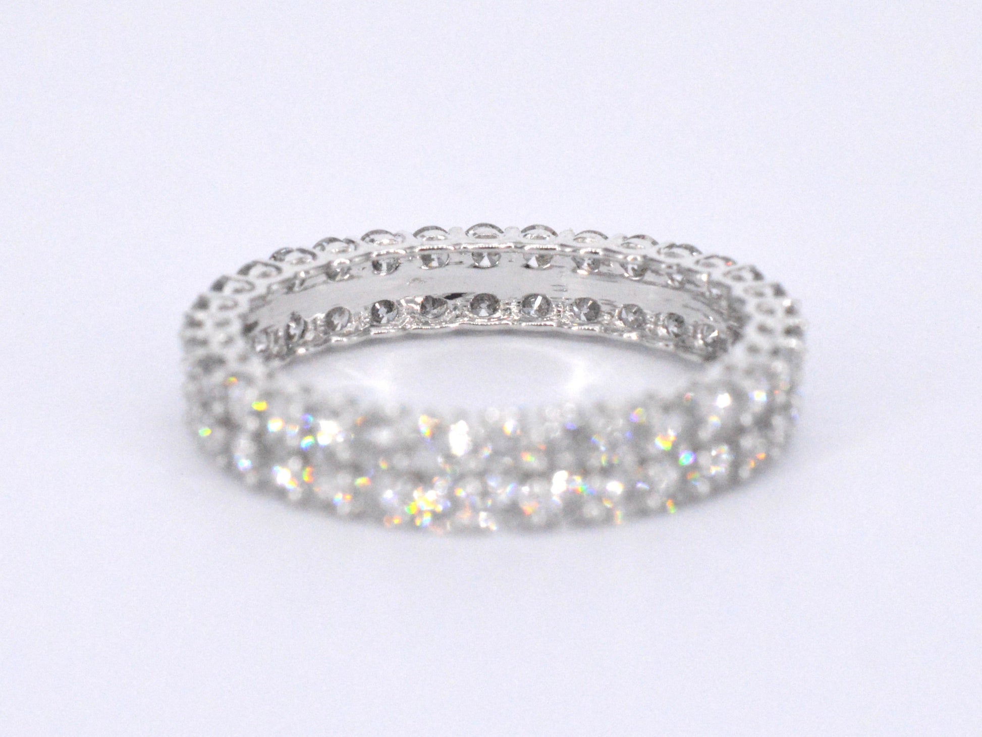 Witgouden eternity ring met diamanten 2208-8