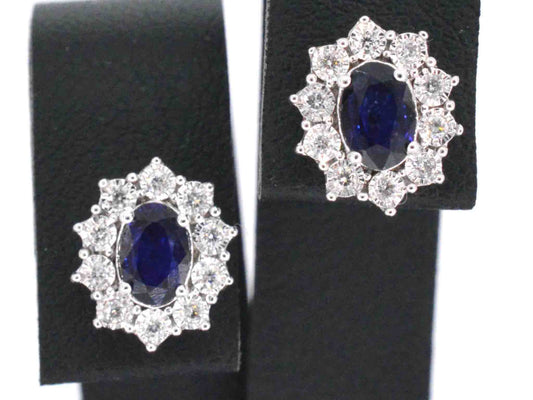 Witgouden oorbellen met diamanten en saffier 2297-7