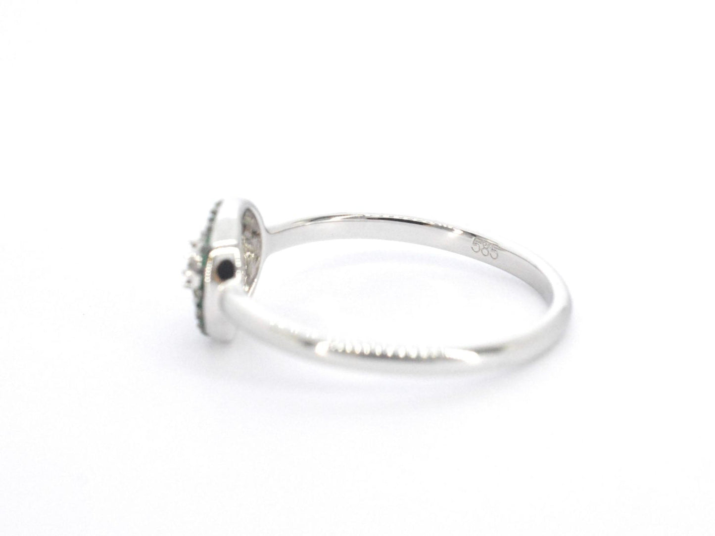 Witgouden ring met diamanten en smaragd 2313-7