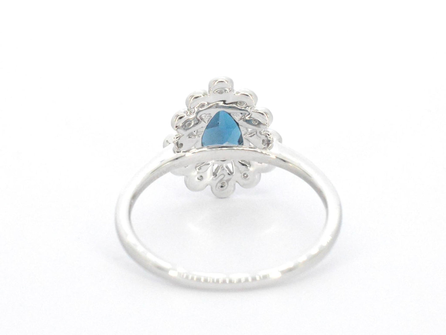 Witgouden ring met diamanten en topaas 2316-5