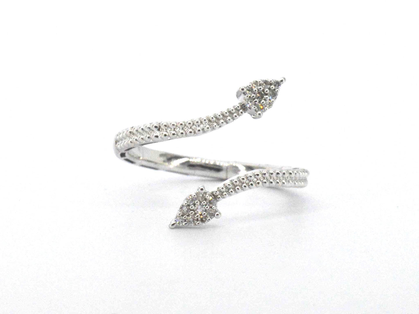 Witgouden design ring met natuurlijke diamanten