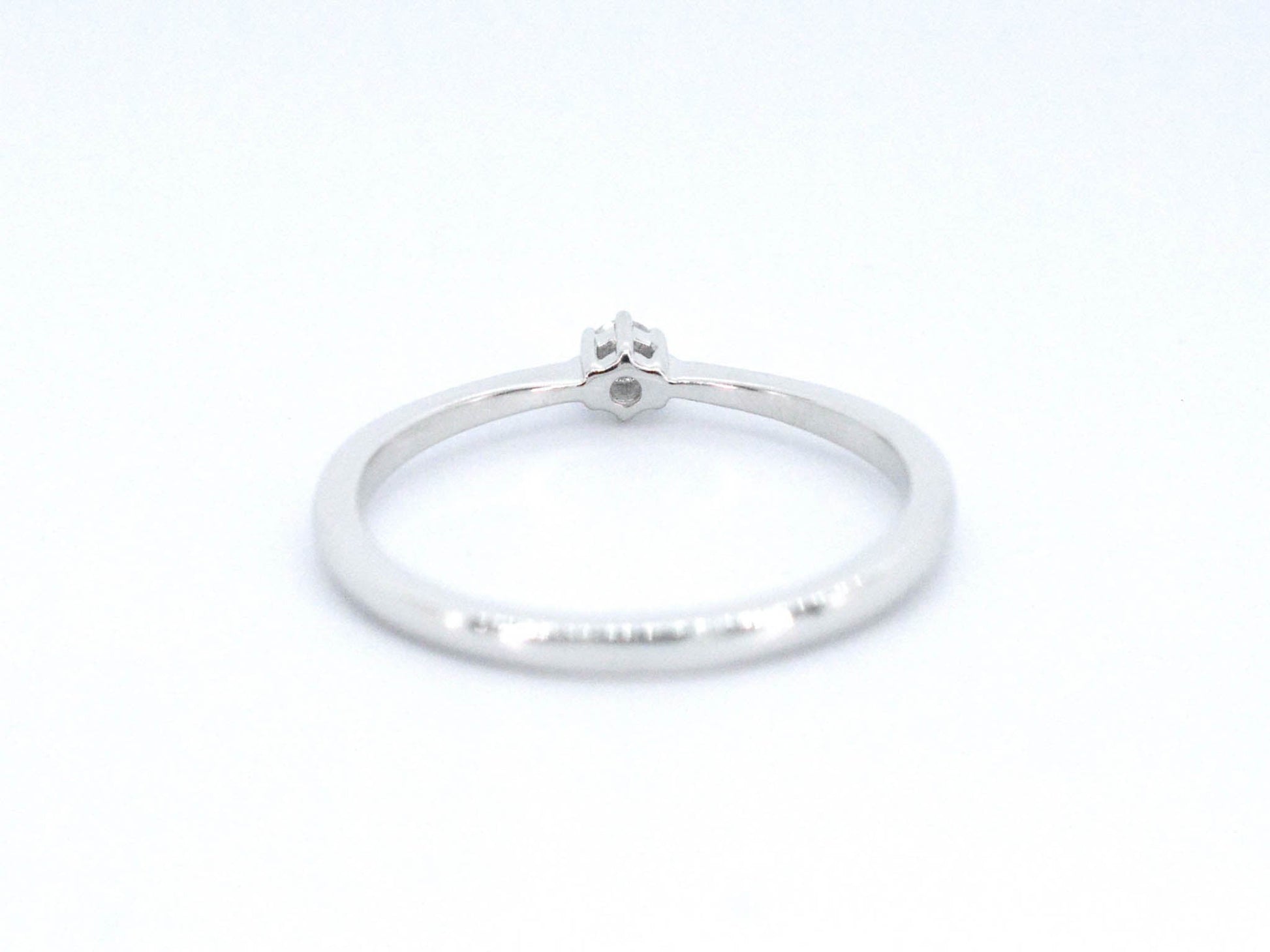 Witgouden ring solitaire met een briljant geslepen diamant 2501-5