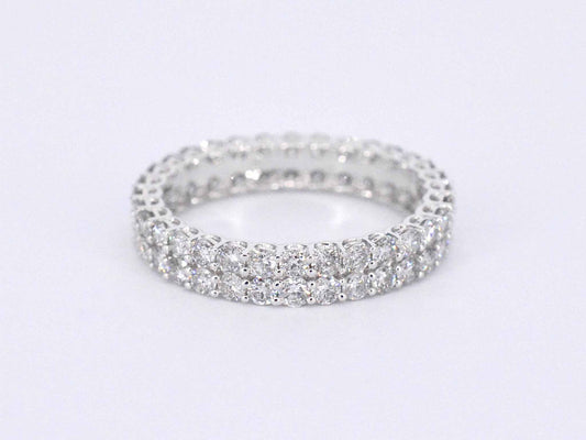Witgouden eternity ring met diamanten
