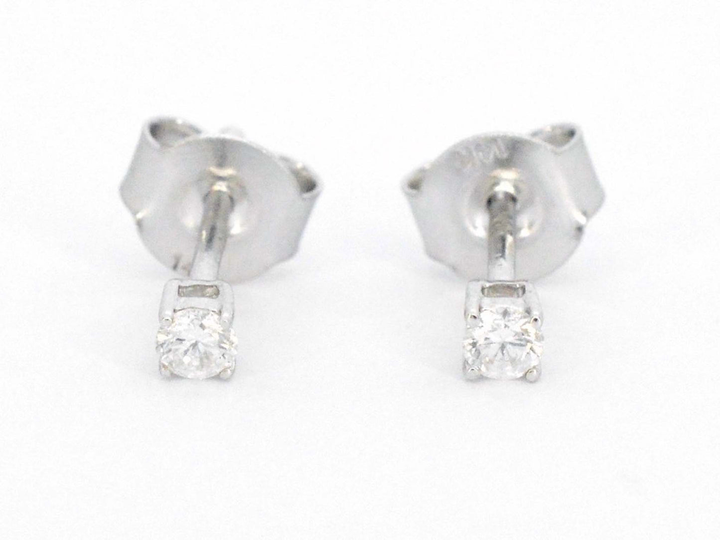Witgouden oorbellen met diamant 2549-3