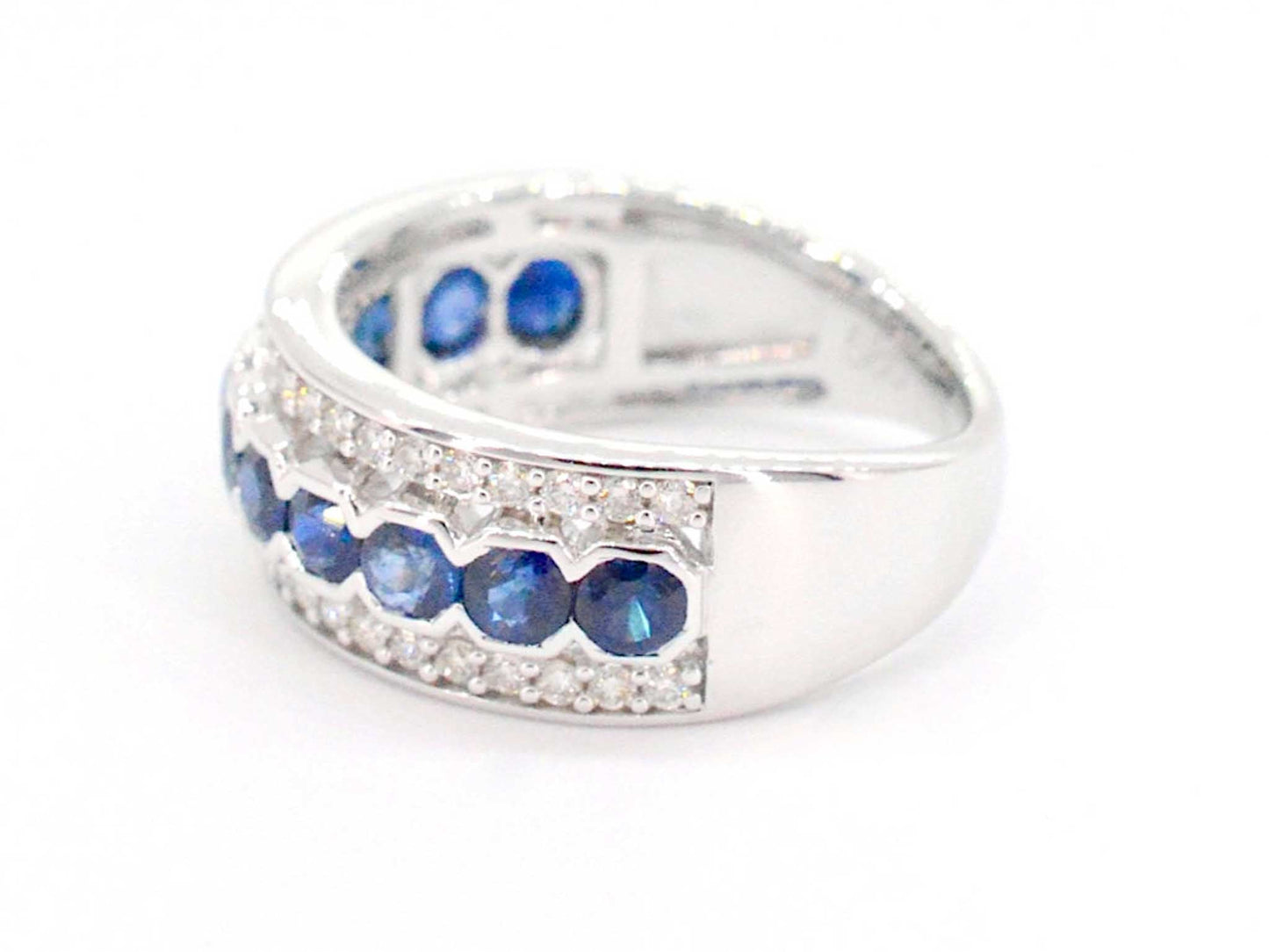 Witgouden pave ring met diamanten en saffier