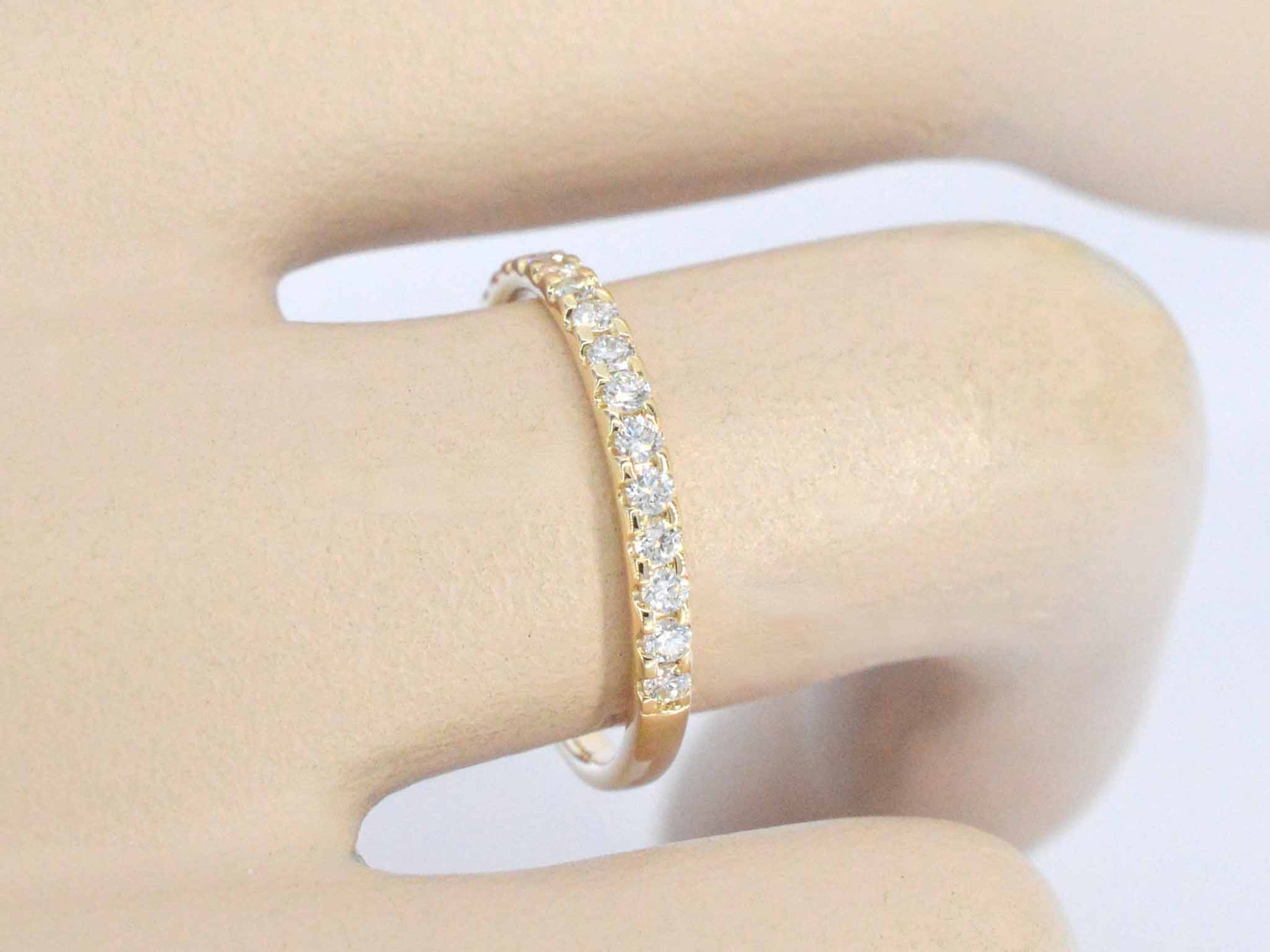 Gouden ring met diamanten