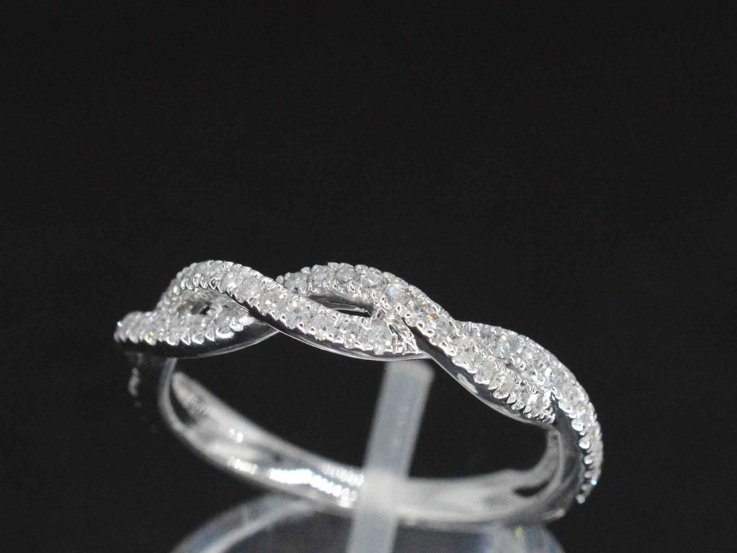 Witgouden ring met diamanten 2639-1