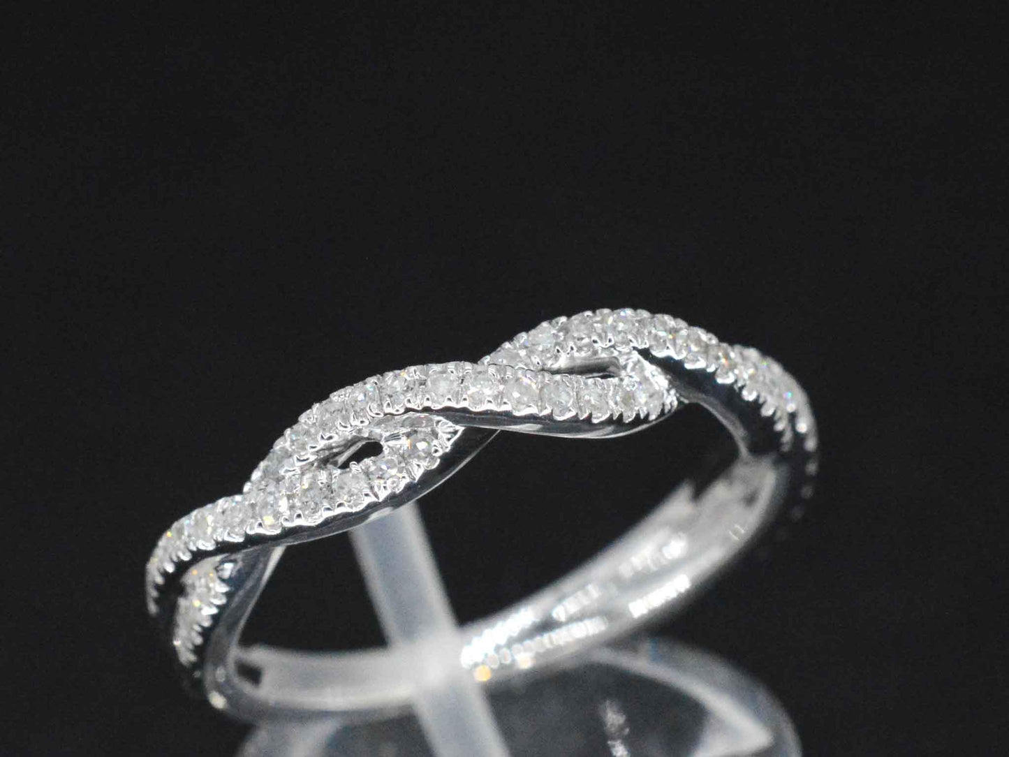 Witgouden ring met diamanten 2639-2