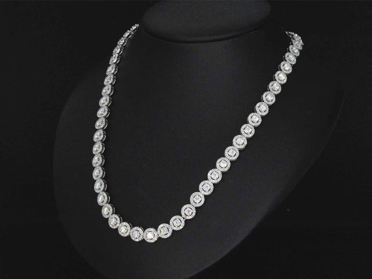 Witgouden collier met diamanten en briljanten 12.50 carat