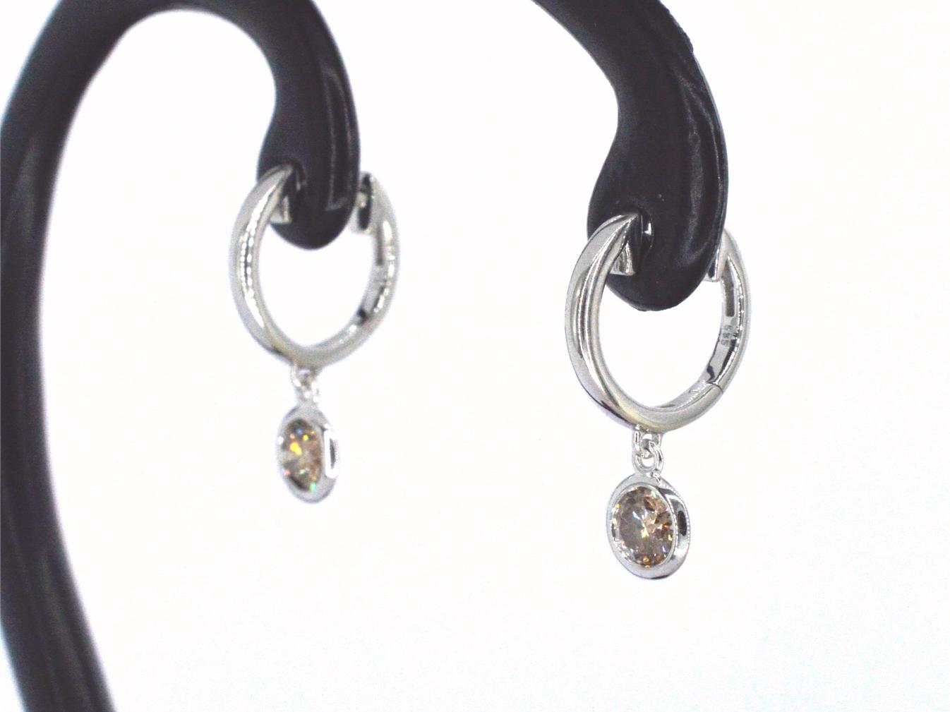 Witgouden oorbellen met natuurlijke diamanten 2721-1