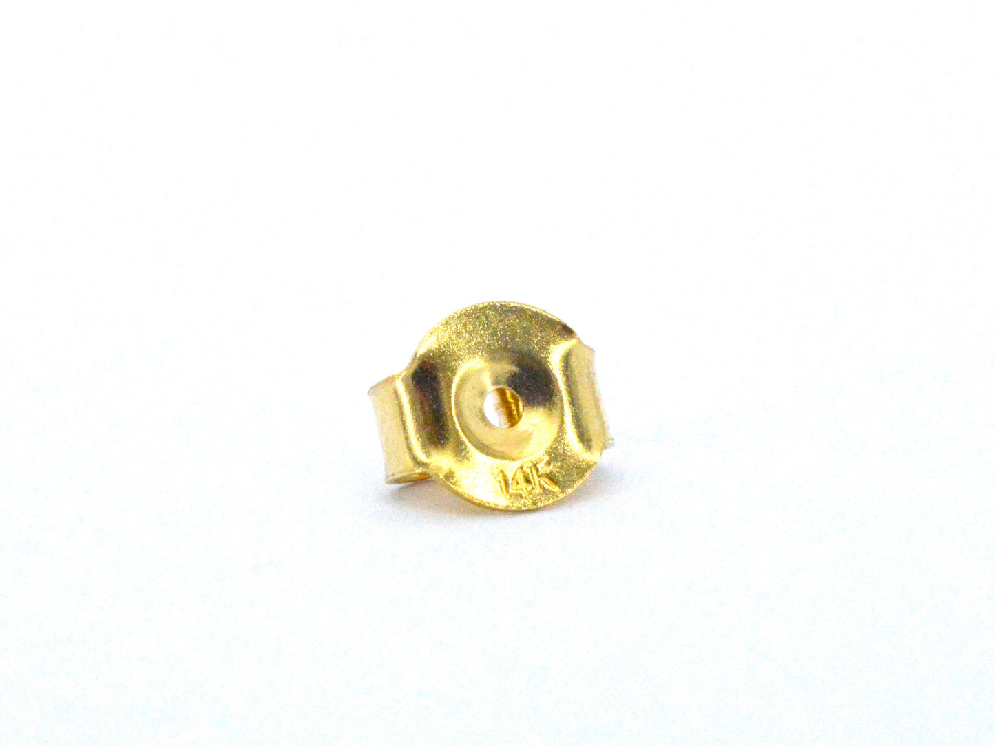 Gouden solitair ring met een natuurlijke diamant