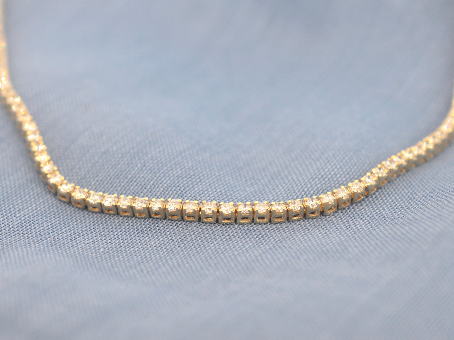 Gouden tenniscollier met diamanten 3.00 carat