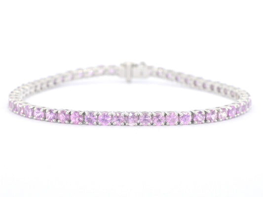 Witgouden tennisarmband met natuurlijke saffieren