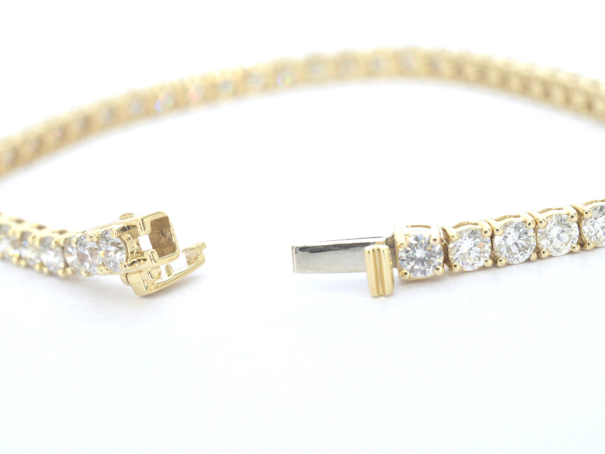 Gouden tennisarmband met natuurlijke diamanten