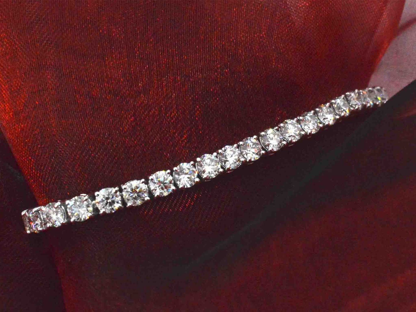 Armband met briljant geslepen diamanten 11.00 carat