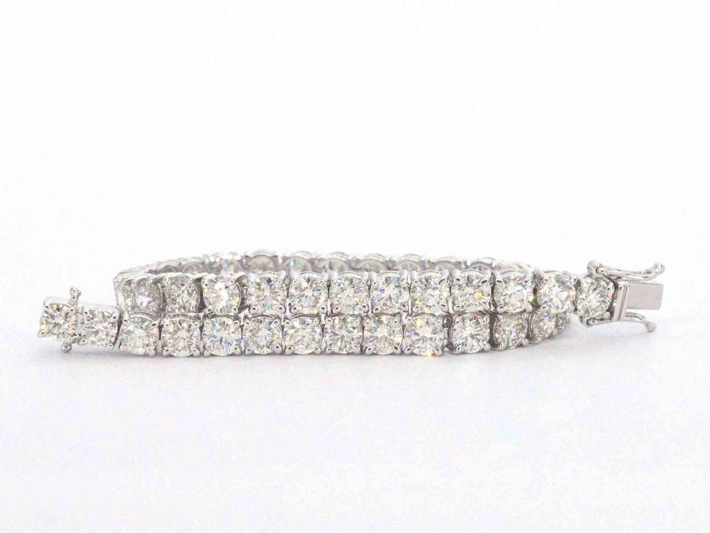Armband met briljant geslepen diamanten 11.00 carat