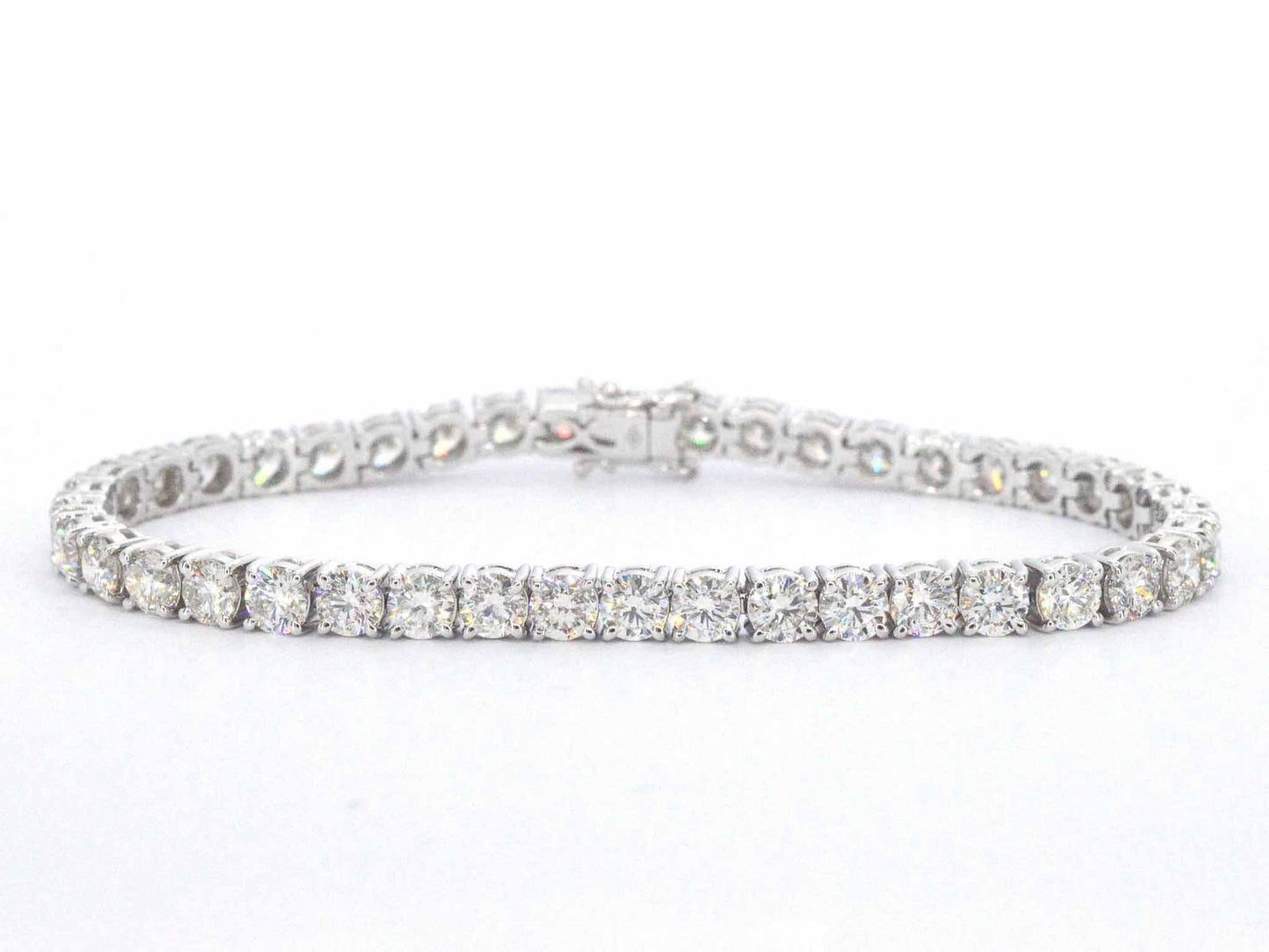 Armband met briljant geslepen diamanten 11.00 carat