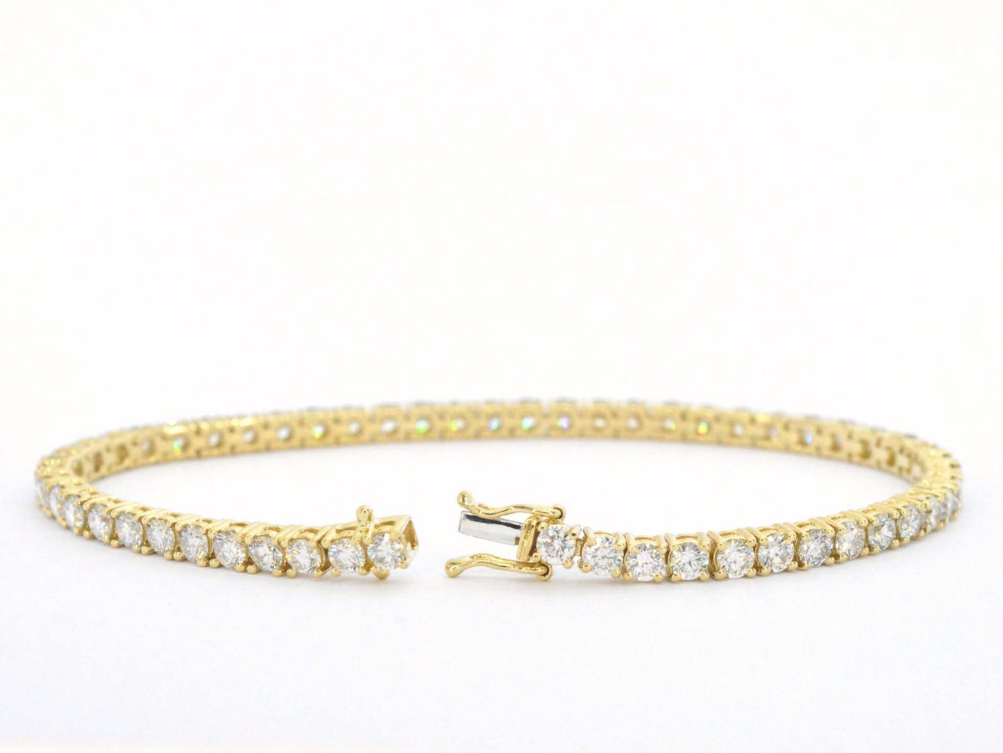 Gouden tennis armband met 6.50 carat diamanten