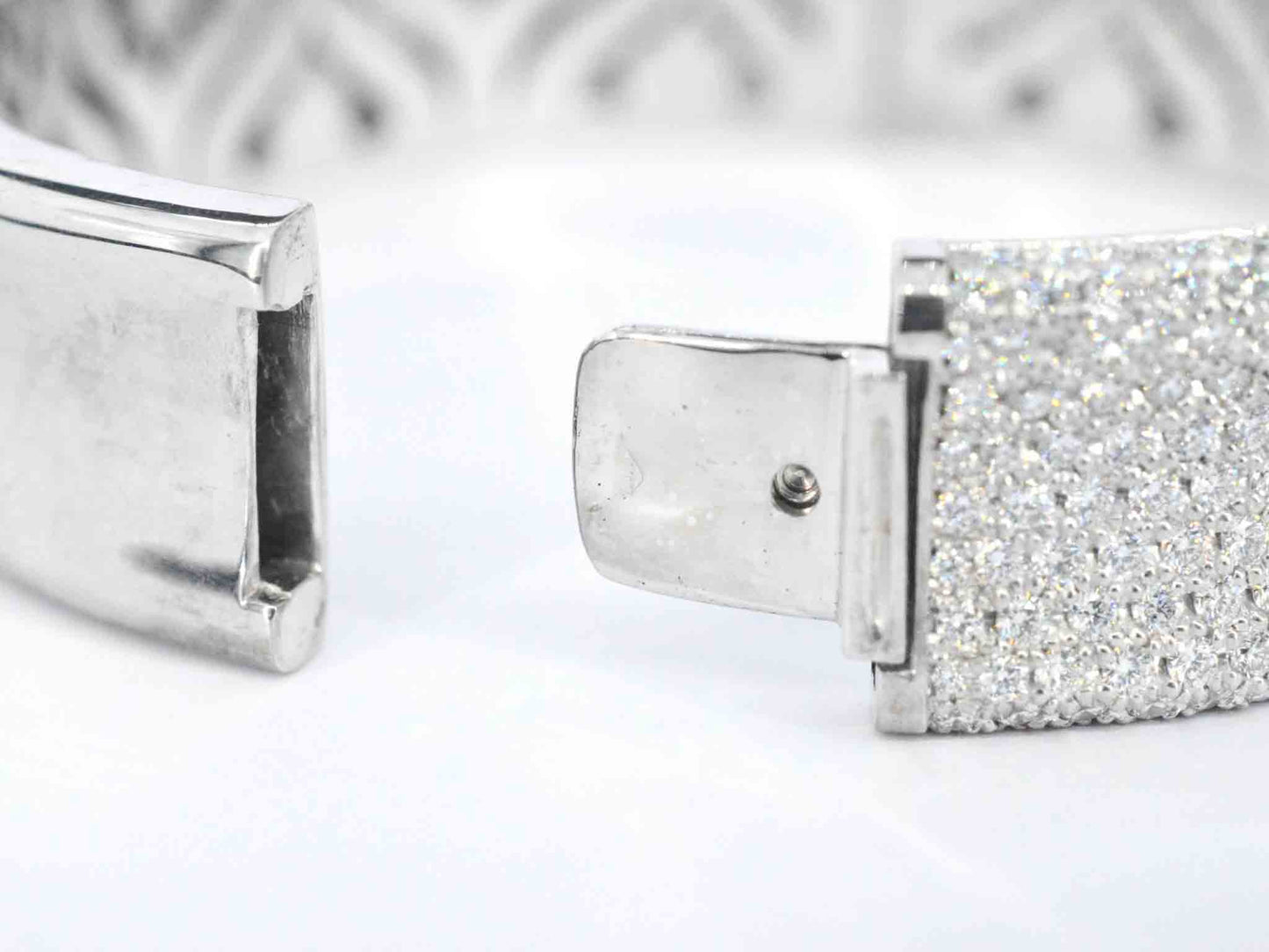 Gouden armband met diamanten