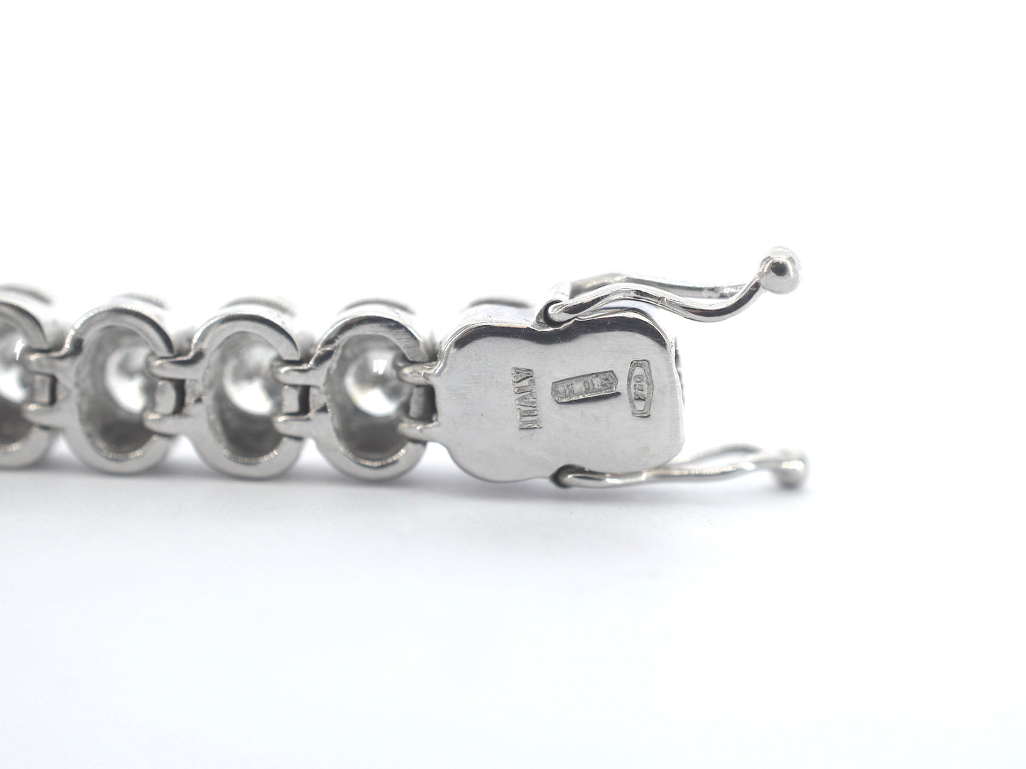 Witgouden tennisarmband met diamanten