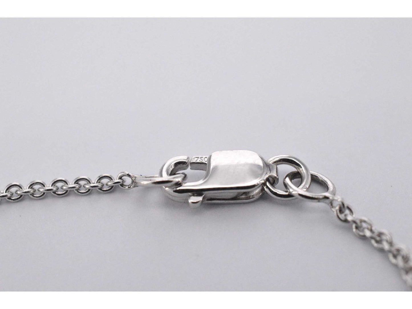 Witgouden collier met een diamant van 1.00 carat