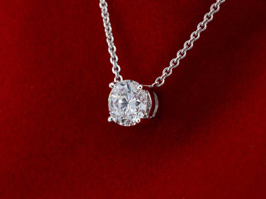 Witgouden collier met een diamant van 1.00 carat