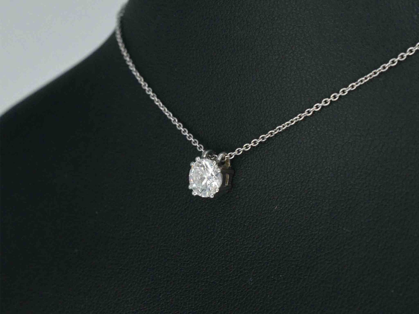 Witgouden solitair hanger met een echt Gassan 121 geslepen natuurlijke diamant 4033-1