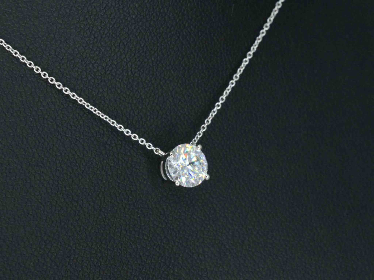 Witgouden halsketting met een diamant van 0.50 carat