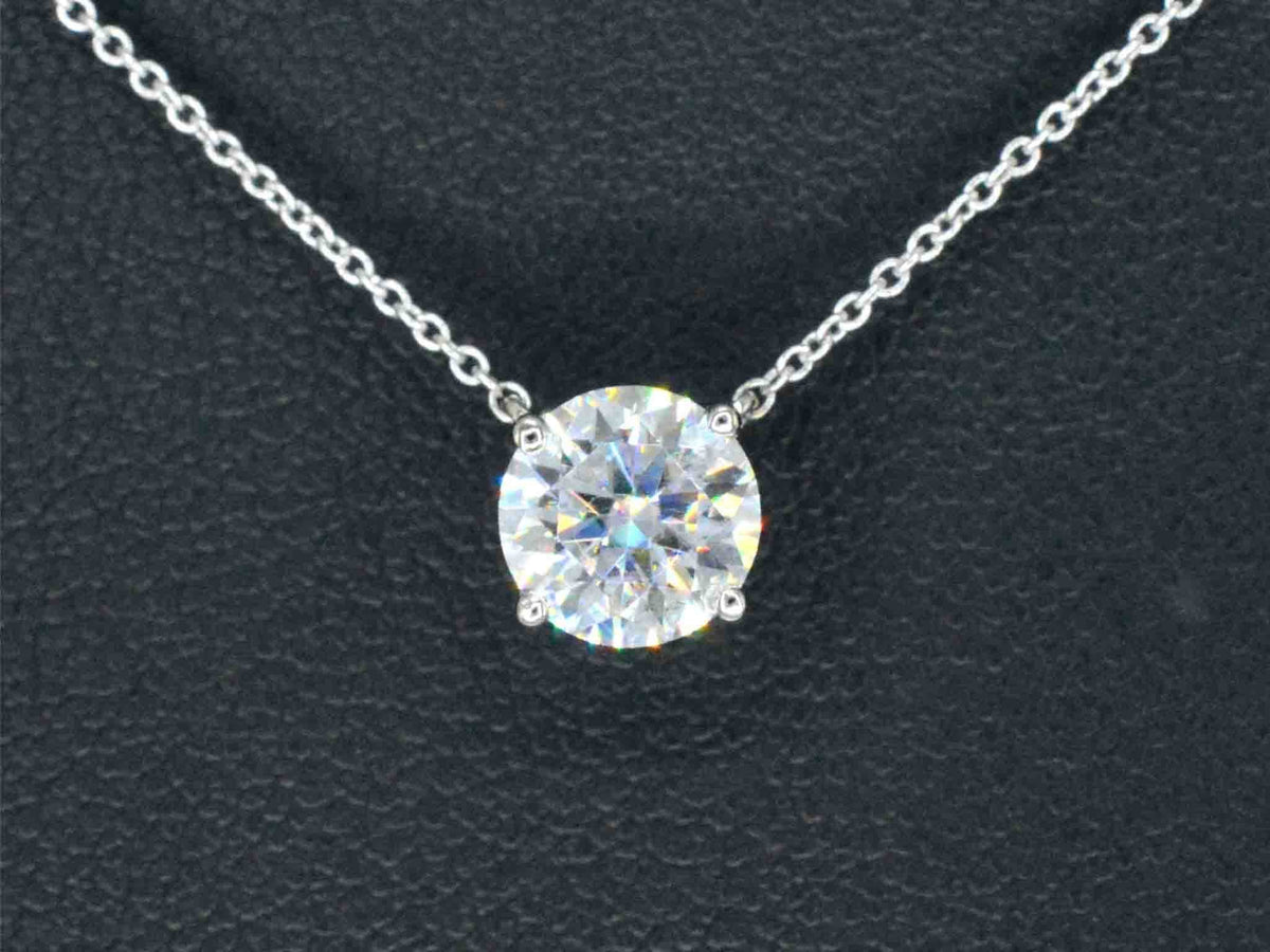 Witgouden halsketting met een diamant van 0.50 carat