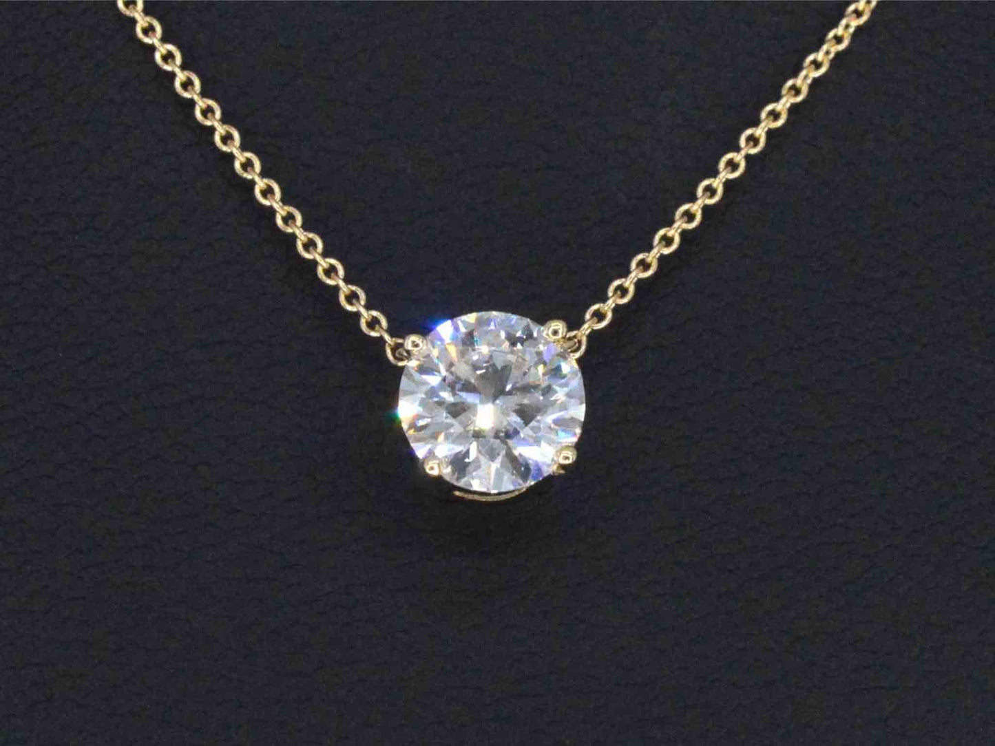Gouden halsketting met een Briljant geslepen diamant van 1.00 carat