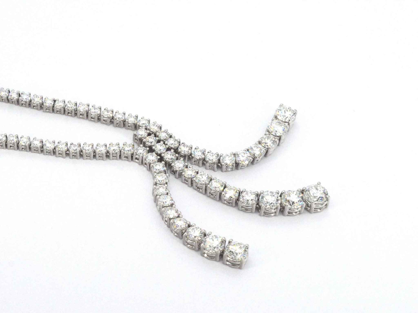Diamanten collier met 7.50 carat aan zeer hoge kwaliteit briljanten