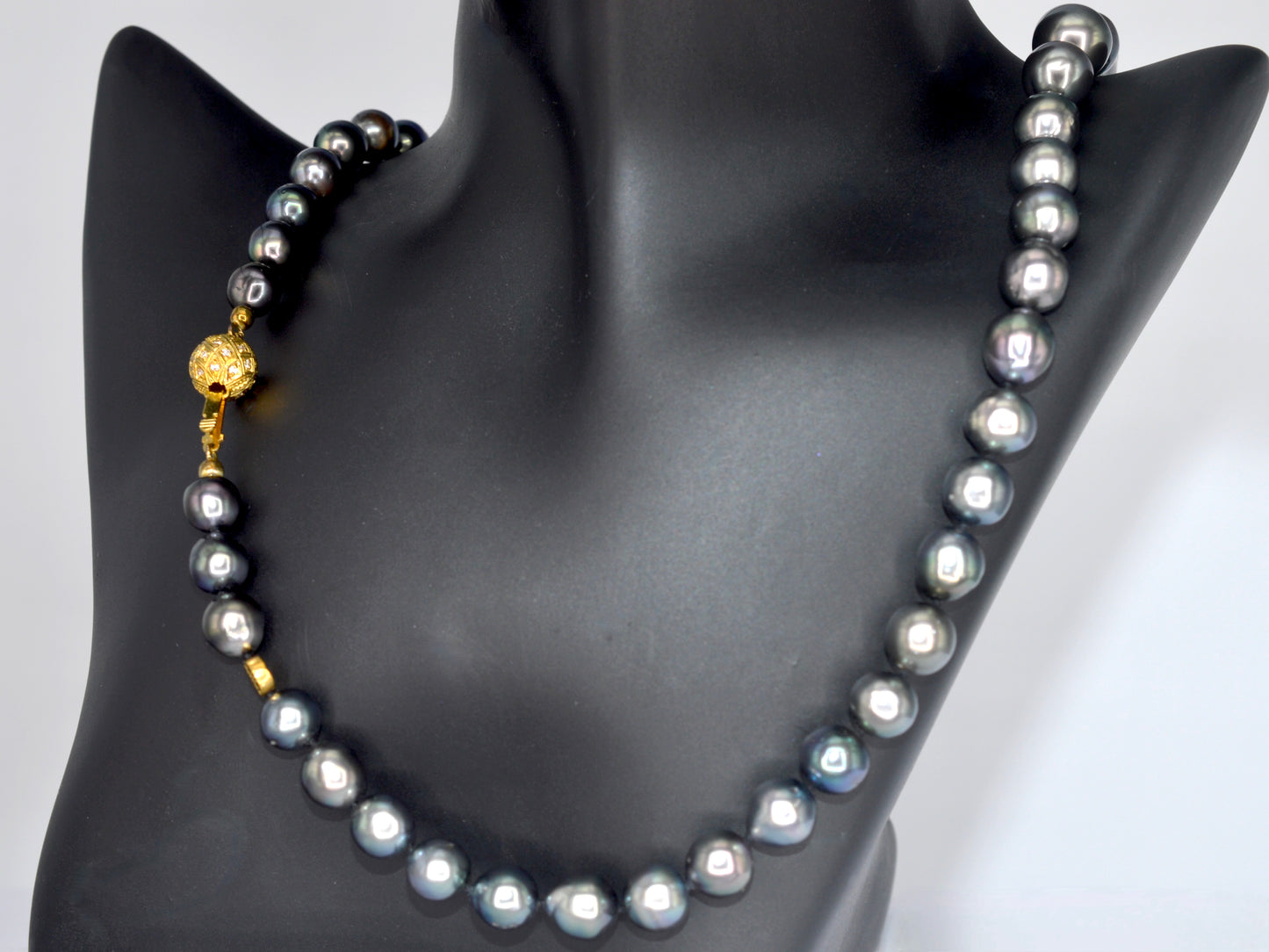 Schoeffel - Tahiti parel ketting met gouden diamanten sluiting
