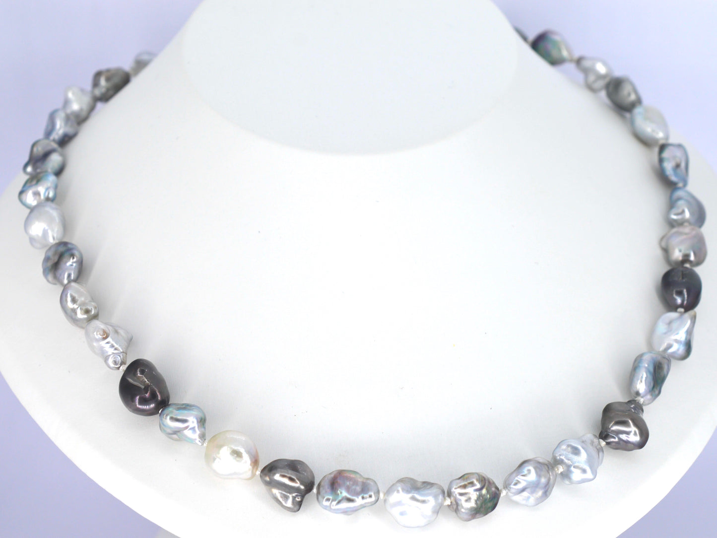 Schoeffel - Barok parel ketting met witgouden sluiting